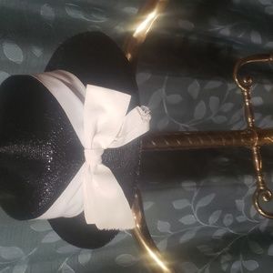 Yves Saint Laurent Womens Hat